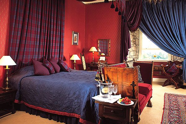 Room with Style: Scottish Spirit with a Patriotic Hotel Stay-849